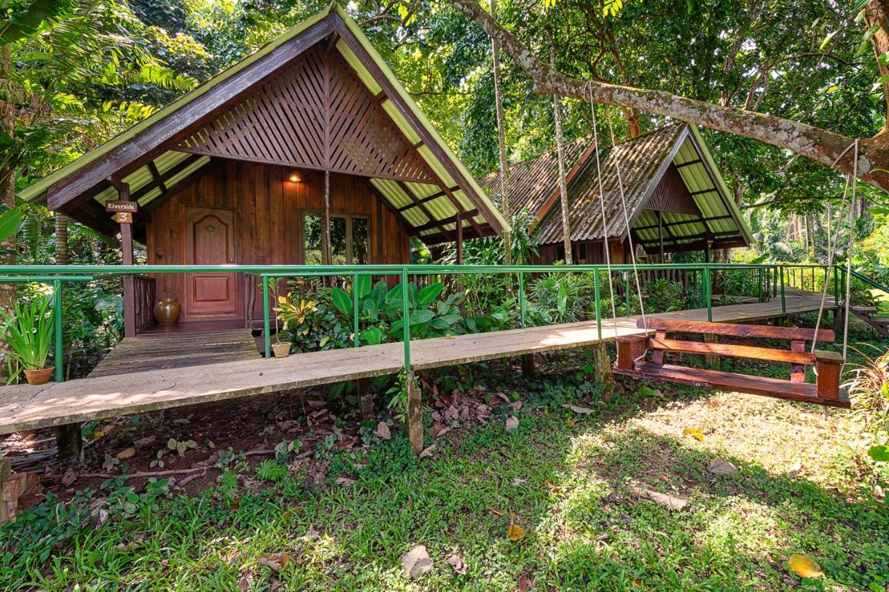Khao Sok Riverside Cottages Khao Sok National Park المظهر الخارجي الصورة