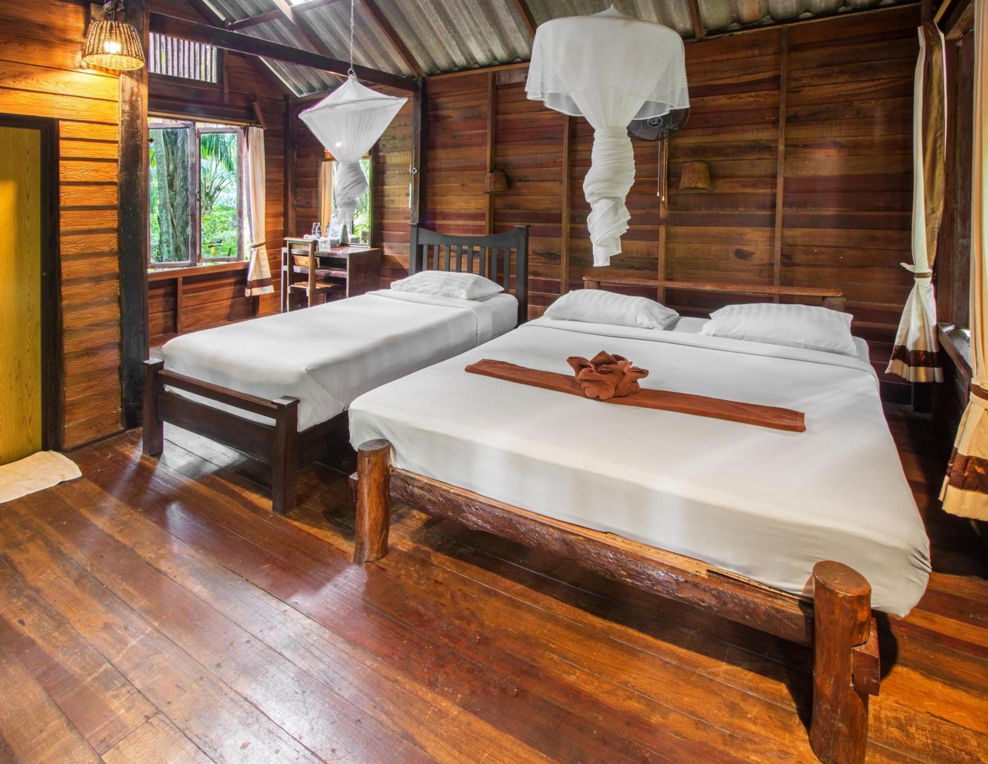 Khao Sok Riverside Cottages Khao Sok National Park المظهر الخارجي الصورة