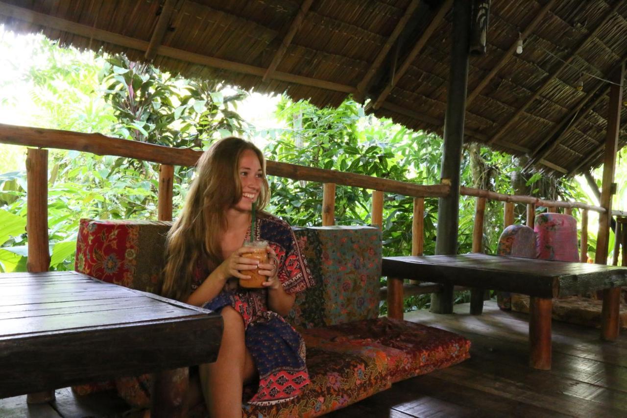Khao Sok Riverside Cottages Khao Sok National Park المظهر الخارجي الصورة